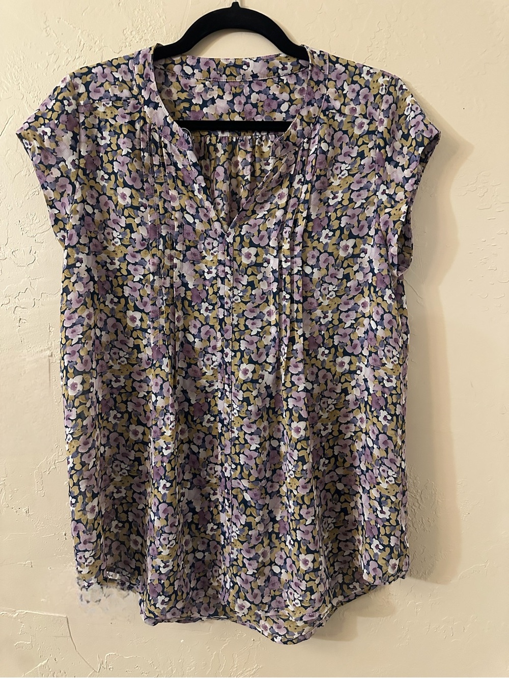 Monday Fun Alvena V-Neck Blouse Size Large Purple Floral from Stitch Fix